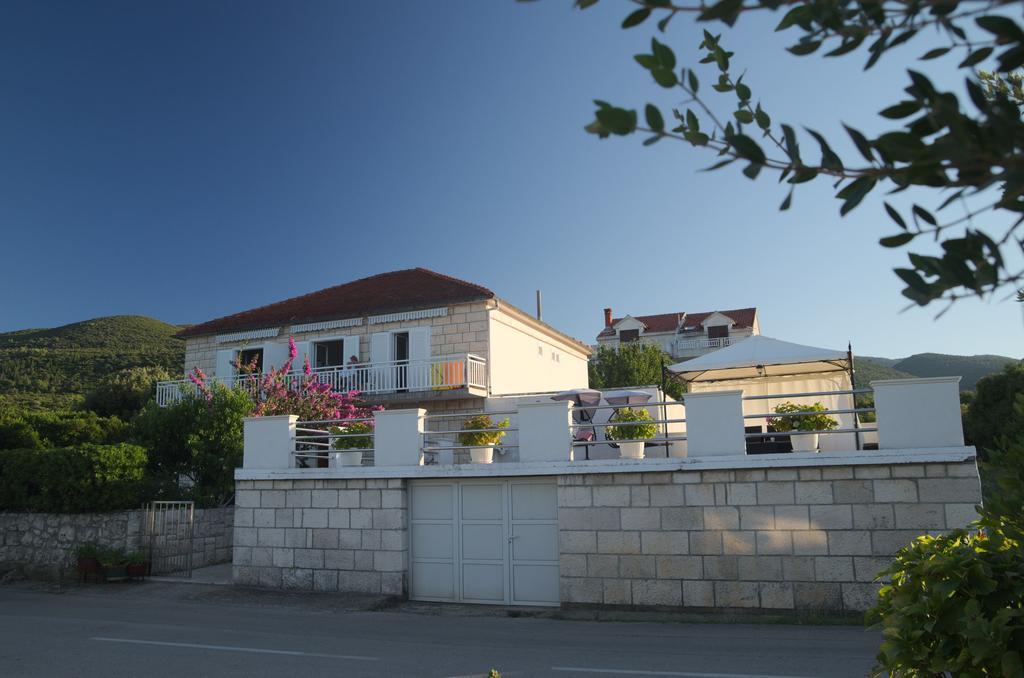 Fei Fei Apartments Рачишче Экстерьер фото